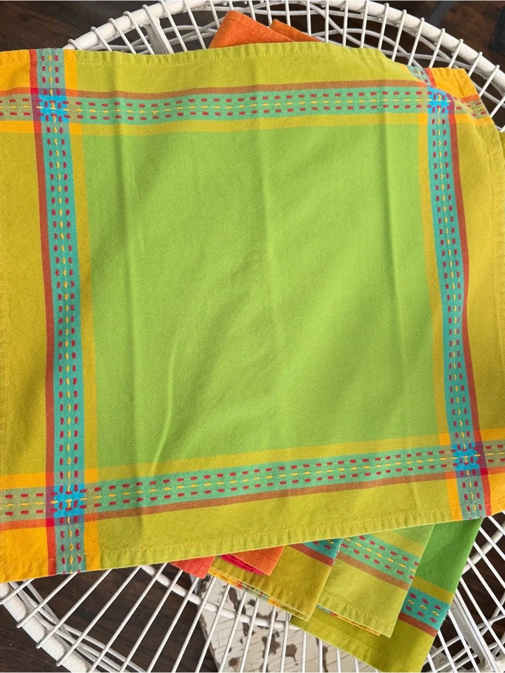 8 vintage Pier 1 napkins
